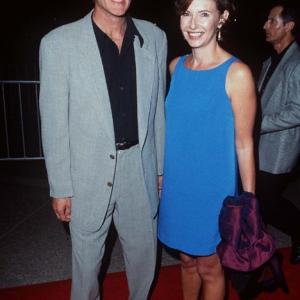 Ted Danson and Mary Steenburgen at event of That Thing You Do! 1996
