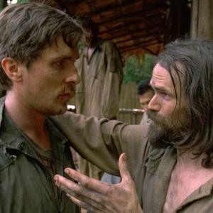 Still of Christian Bale and Jeremy Davies in Rescue Dawn (2006)