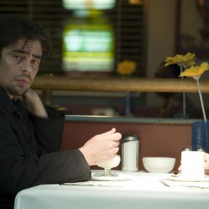 Still of Benicio Del Toro in Things We Lost in the Fire 2007