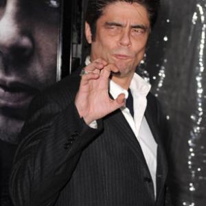 Benicio Del Toro at event of Vilkolakis 2010