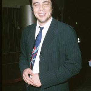 Benicio Del Toro at event of The Way of the Gun 2000