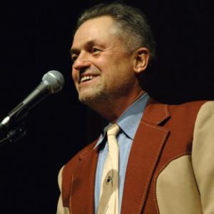 Jonathan Demme at event of Neil Young: Heart of Gold (2006)
