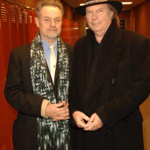 Jonathan Demme and Neil Young at event of Neil Young: Heart of Gold (2006)