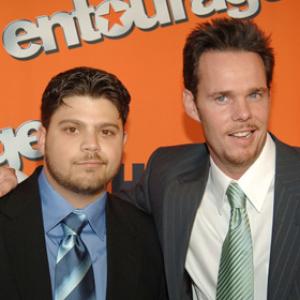 Kevin Dillon and Jerry Ferrara at event of Entourage 2004