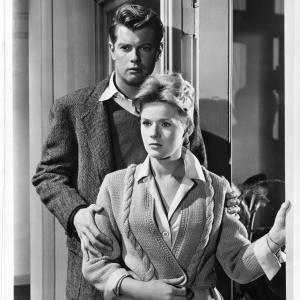 Still of Troy Donahue and Connie Stevens in Susan Slade (1961)