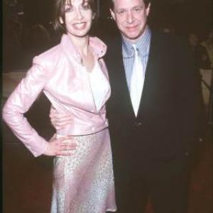 Illeana Douglas and Jonathan Axelrod at event of Message in a Bottle (1999)