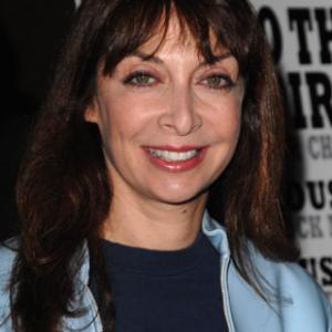 Illeana Douglas at event of Anvil The Story of Anvil 2008