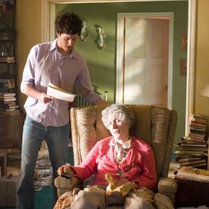 Still of Olympia Dukakis and Adam Brody in In the Land of Women (2007)