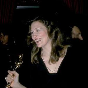 Academy Awards 49th Annual Faye Dunaway Best Actress 1977