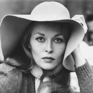 Faye Dunaway Puzzle Of A Downfall Child