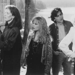 Still of David Strathairn, Griffin Dunne, Patricia Kalember, Adrienne Shelly and Margaret Whitton in Big Girls Don't Cry... They Get Even (1992)
