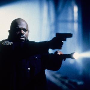 Still of Charles S. Dutton in Mimic (1997)
