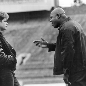 Still of Sean Astin and Charles S Dutton in Rudy 1993
