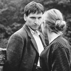 Still of Kate Winslet and Christopher Eccleston in Jude (1996)