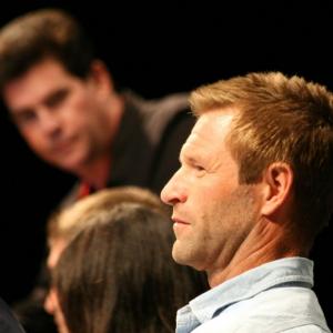 Aaron Eckhart at event of Pasauline invazija: musis del Los Andzelo (2011)