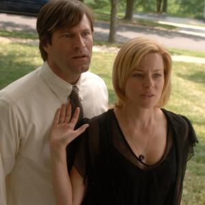 Still of Aaron Eckhart and Elizabeth Banks in Bill (2007)