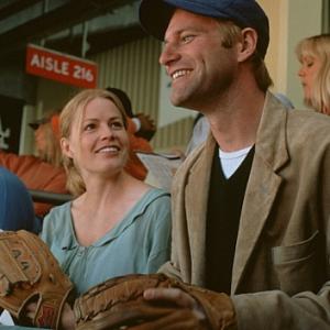 Still of Elisabeth Shue and Aaron Eckhart in Molly 1999
