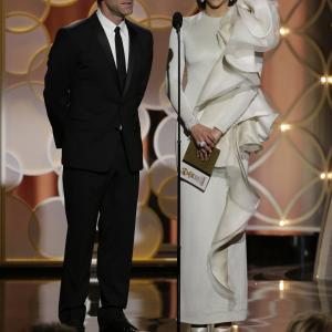 Aaron Eckhart and Paula Patton at event of 71st Golden Globe Awards (2014)