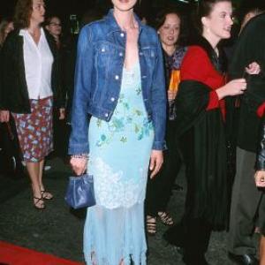 Jenna Elfman at event of Charlies Angels 2000