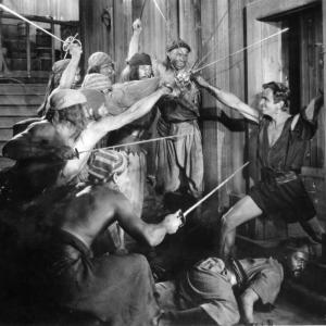Still of Douglas Fairbanks in The Black Pirate (1926)