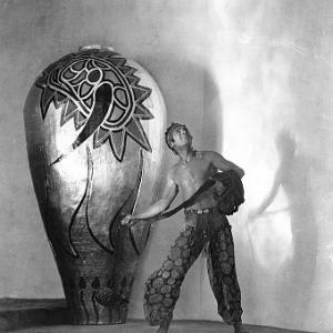 Douglas Fairbanks in The Thief of Bagdad 1924 United Artists IV
