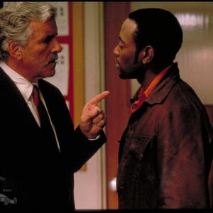 Still of Dennis Farina and Omar Epps in The Mod Squad 1999