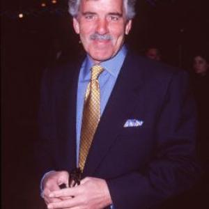 Dennis Farina at event of Primary Colors (1998)