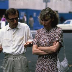 Still of Woody Allen and Mia Farrow in Hannah and Her Sisters (1986)