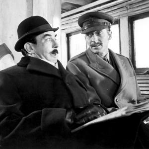 Still of Albert Finney and Jeremy Lloyd in Murder on the Orient Express (1974)