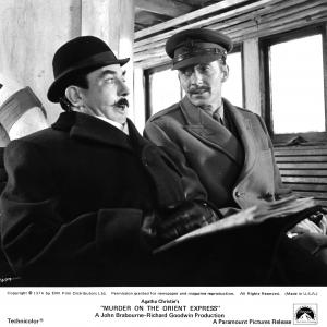 Still of Albert Finney and Jeremy Lloyd in Murder on the Orient Express 1974