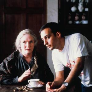 Still of Fionnula Flanagan and Alejandro Amenábar in The Others (2001)