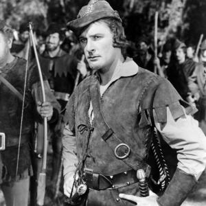 Still of Errol Flynn in The Adventures of Robin Hood 1938