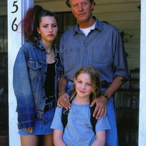 Still of Peter Fonda, Jessica Biel and Vanessa Zima in Ulee's Gold (1997)