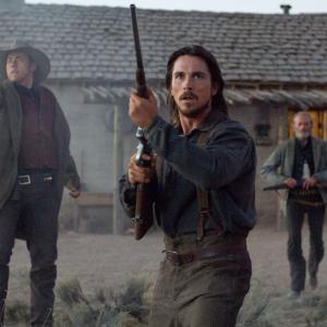 Still of Christian Bale, Peter Fonda and Kevin Durand in Traukinys i Juma (2007)