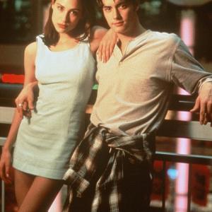 Claire Forlani and Jeremy London in Mallrats 1995