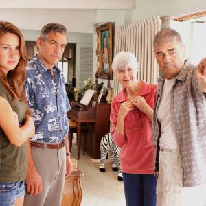 Still of George Clooney Robert Forster Shailene Woodley and Barbara L Southern in Paveldetojai 2011