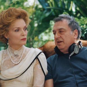 Still of Michelle Pfeiffer and Stephen Frears in Cheacuteri 2009
