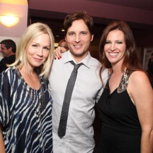 Jennie Garth Peter Facinelli and Leslie Zemeckis at event of Behind the Burly Q 2010