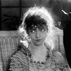 Lillian Gish, circa 1915, **I.V.