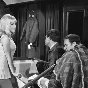 Still of Barbara Eden, Larry Hagman and Bill Daily in Mano svajoniu Dzine (1965)