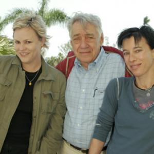 Philip Baker Hall, Nicole Bettauer and Domini Hofmann