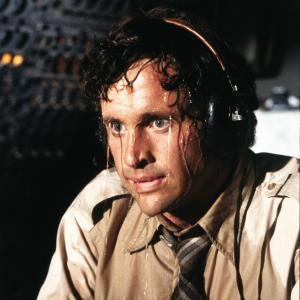 Still of Robert Hays in Airplane! (1980)