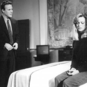 Still of Goldie Hawn and John Heard in Deceived 1991