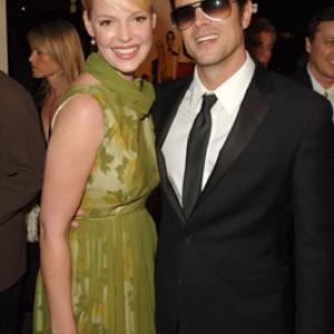 Katherine Heigl and Johnny Knoxville at event of The Ringer (2005)