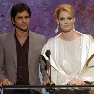Katherine Heigl and John Stamos at event of 2005 American Music Awards 2005