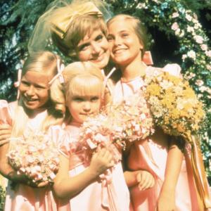 Still of Eve Plumb, Florence Henderson, Susan Olsen and Maureen McCormick in The Brady Bunch (1969)