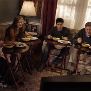 Still of Edward Herrmann Jason Biggs Isla Fisher and Margo Martindale in The Pleasure of Your Company 2006