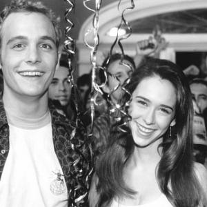 Still of Jennifer Love Hewitt and Ethan Embry in Can't Hardly Wait (1998)
