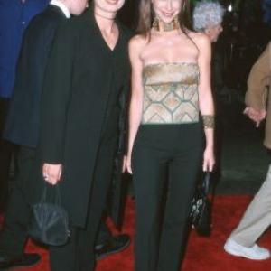 Jennifer Love Hewitt at event of Battlefield Earth (2000)