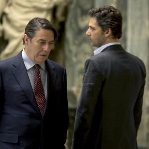 Still of Ciarn Hinds and Eric Bana in Closed Circuit 2013